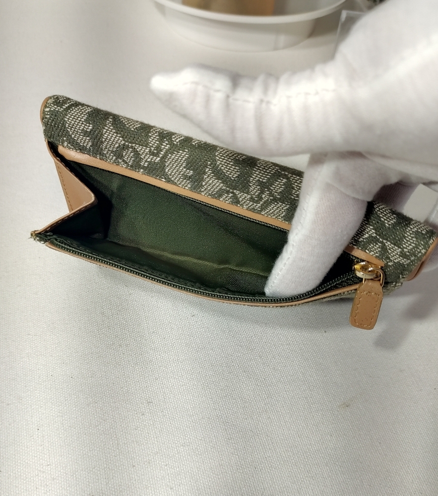 DIOR  Green Saddle Wallet - Picture 12 of 15
